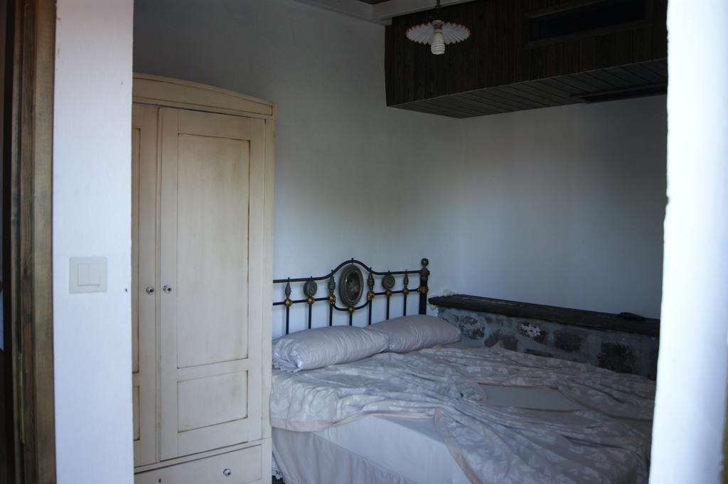Mahzen Hotel Ayvalı Rum bild